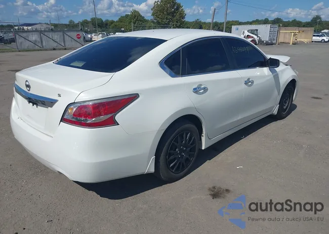 1N4AL3AP5FN330677: 43198277