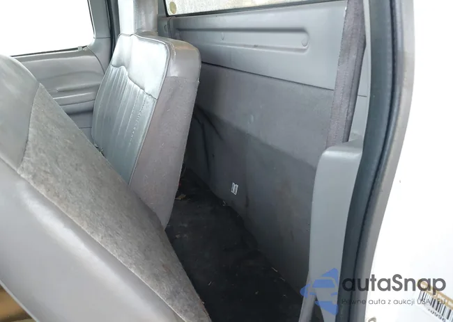 1FTDF17W8VNC25017: 43198363