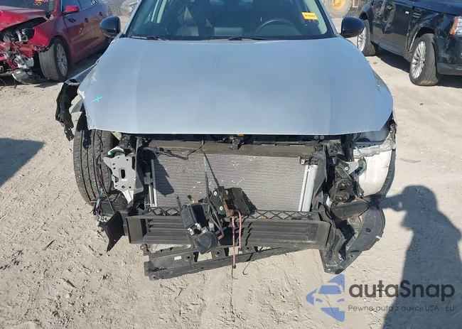 1N4BL4CW9MN367520: 43198365