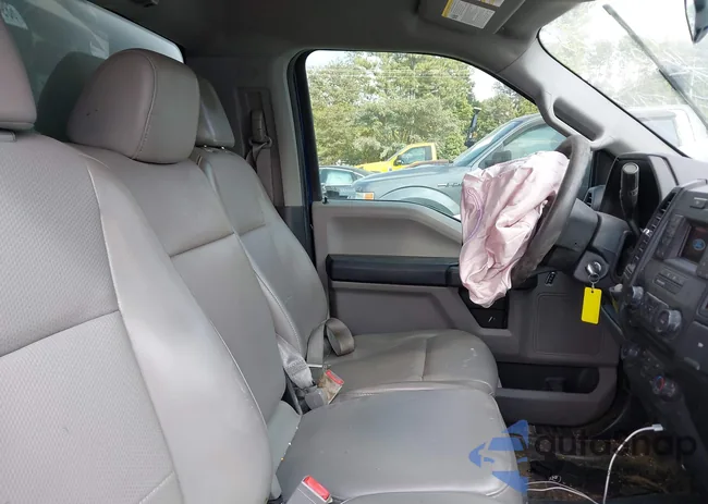 1FTMF1CP8JKF48915: 43198401