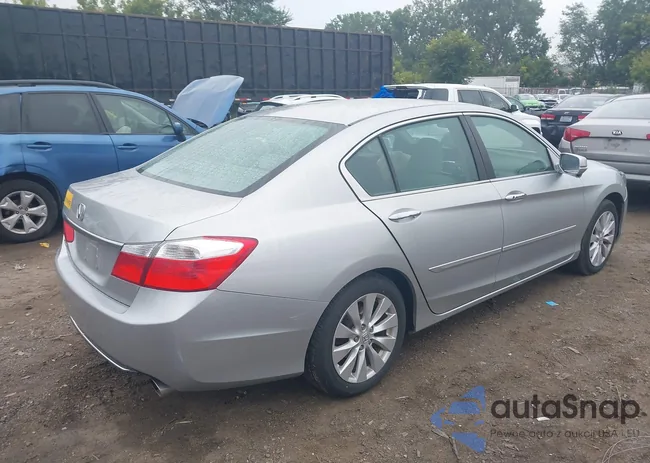 1HGCR2F76DA007359: 43198459