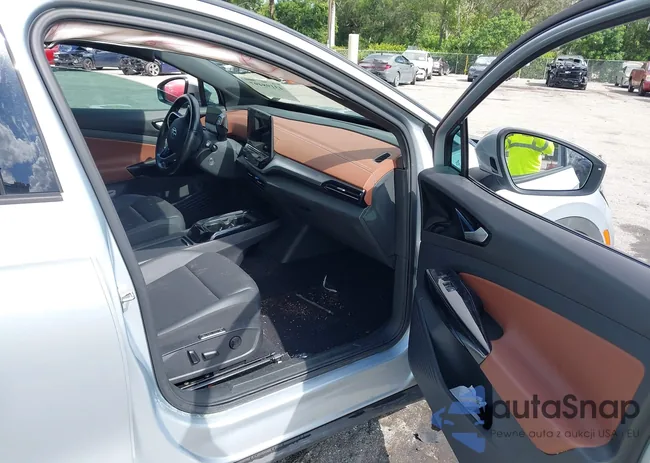 WVGKMPE20MP057453: 43198497