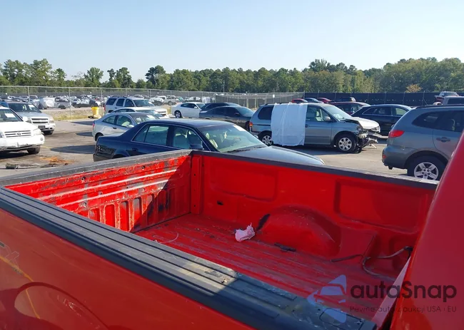 1FTMF1EF2DFB79647: 43197634