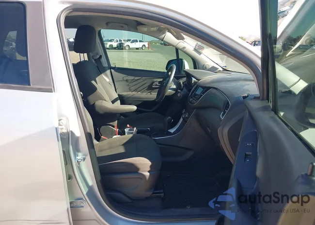 KL7CJNSB8LB312742: 43197753