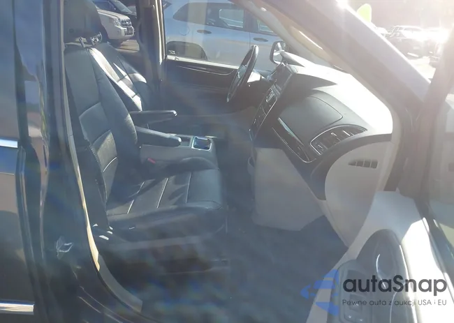 2A4RR5DG6BR697985: 43198989