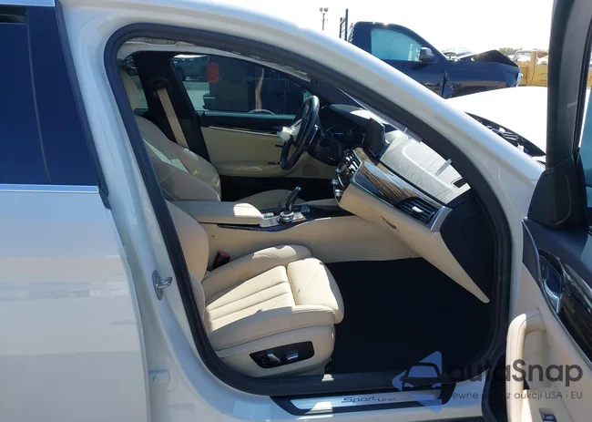 WBAJA5C57KWW30617: 43199110