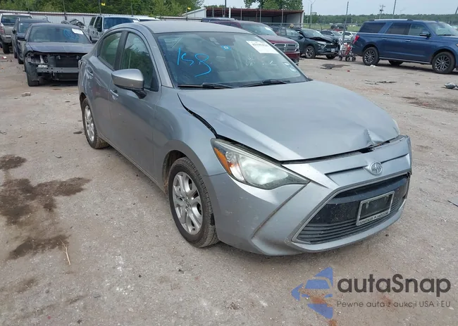 3MYDLBZV0GY138772: 43199426