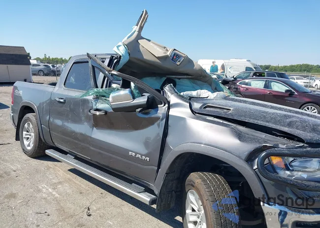 1C6SRFJT7KN526102: 43199550