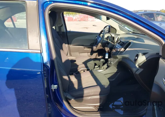 1G1JC5SG7D4123868: 43198598