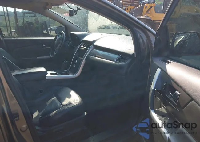 2FMDK3JC2DBC06474: 43198829