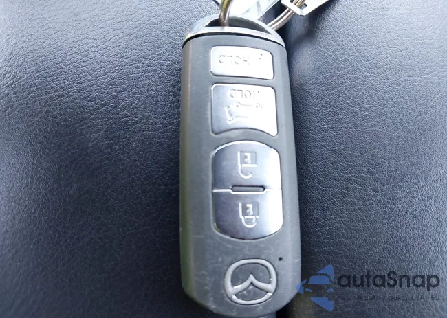 JM3TCBEY9G0110836: 43199970