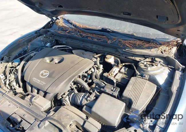 JM1GJ1U51E1102805: 43200112