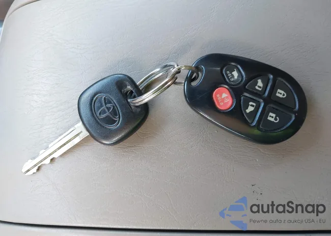 5TDZK22C38S195363: 43200215