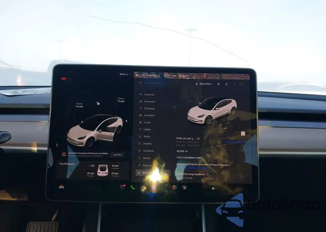 5YJ3E1EB8LF741615: 43200278