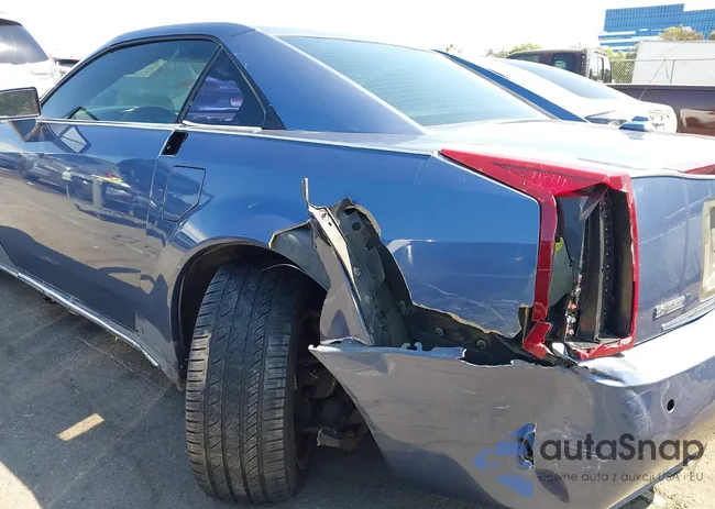 1G6YV34A855600402: 43200286