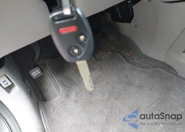 2HKRM4H74DH637826: 43200458