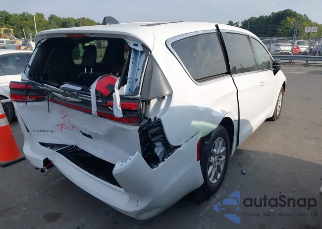 2C4RC1BG1SR612117: 43200472