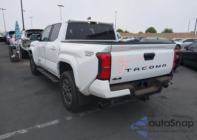 3TMLB5JN8RM044773: 43199676