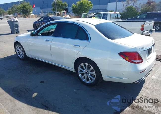 WDDZF4JB3HA284877: 43199704