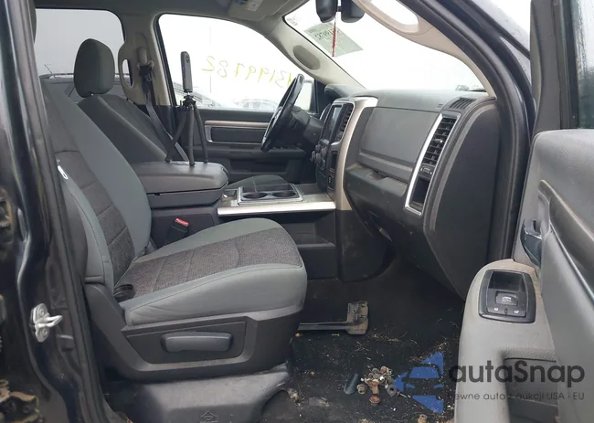 1C6RR7TT9FS611287: 43199782