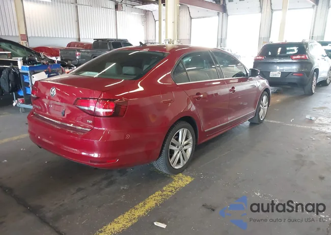 3VWL17AJ8HM380107: 43199903