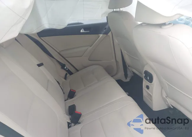 WVGAV7AX1HK032297: 43201074