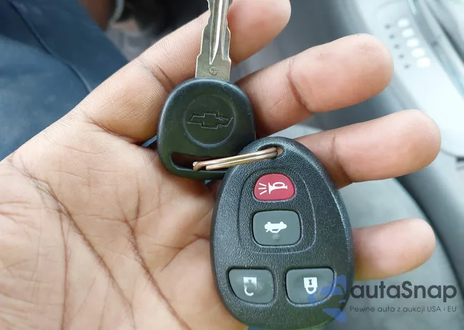 1G1ZB5E07CF301561: 43201089