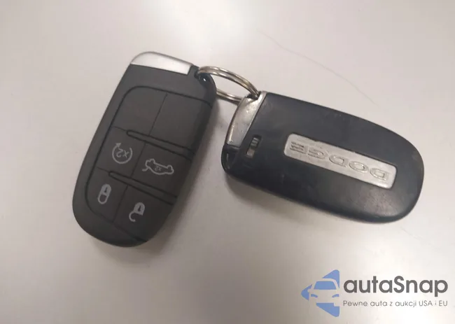 2C3CDXCT3GH115590: 43201151