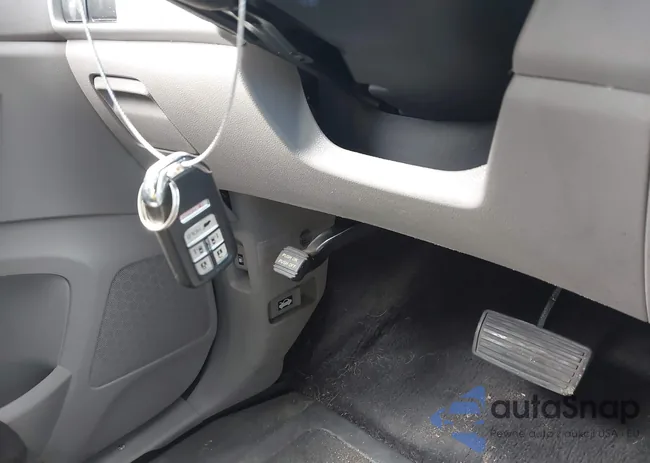 5FNRL5H63FB040992: 43201414