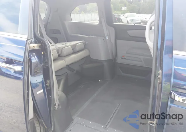 5FNRL5H63FB040992: 43201414