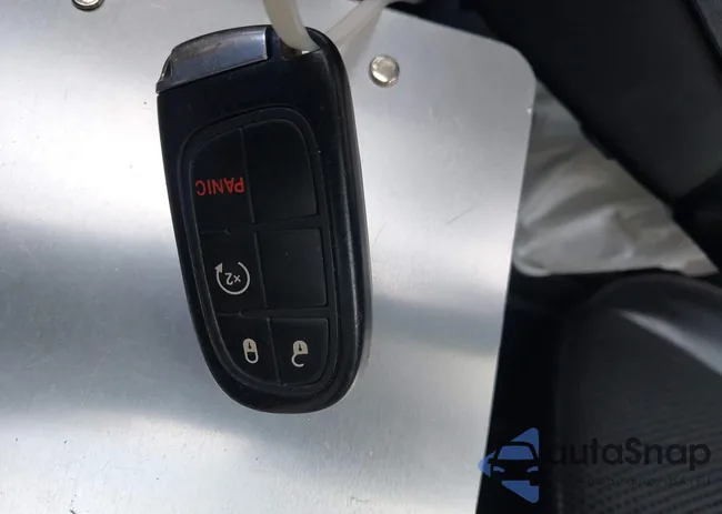 3C6JR6CT7FG522199: 43200577