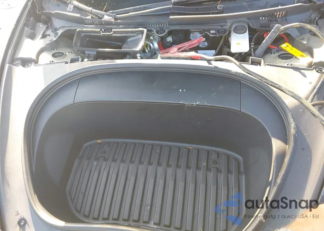 5YJ3E1EAXRF770629: 43200616