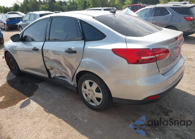 1FADP3E28JL322075: 43200843