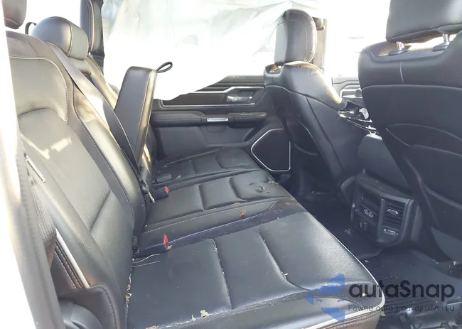 1C6SRFJT6PN651275: 43200881