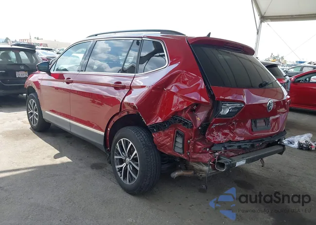 3VV3B7AX0LM095321: 43200887