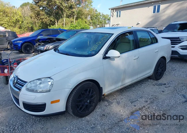 3VWRZ7AJ3AM050433: 43200898