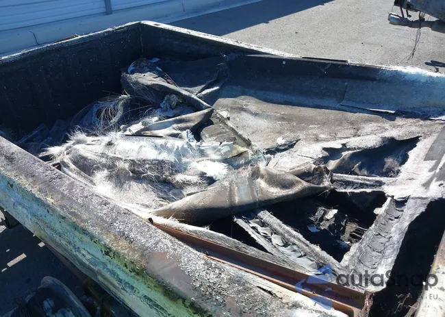 1GCDC14K8LZ199941: 43200930