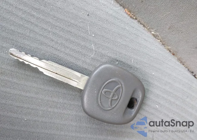 2T1BU4EE9BC640905: 43202045