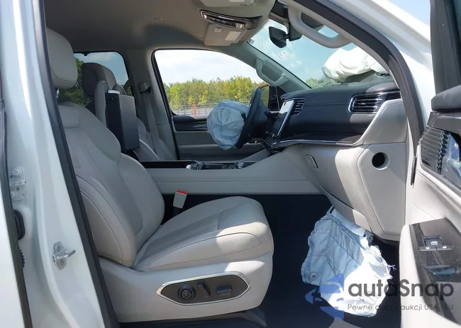 1C4SJVAP6RS108008: 43202218