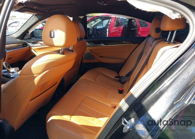 WBAJE7C51KWW31519: 43202371