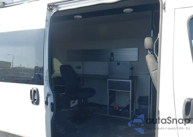 3C6LRVBG0ME553519: 43202377