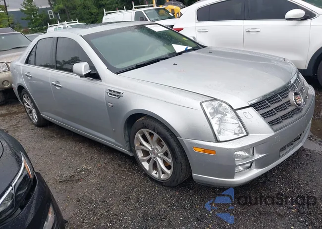 1G6DW6ED5B0104083: 43202411