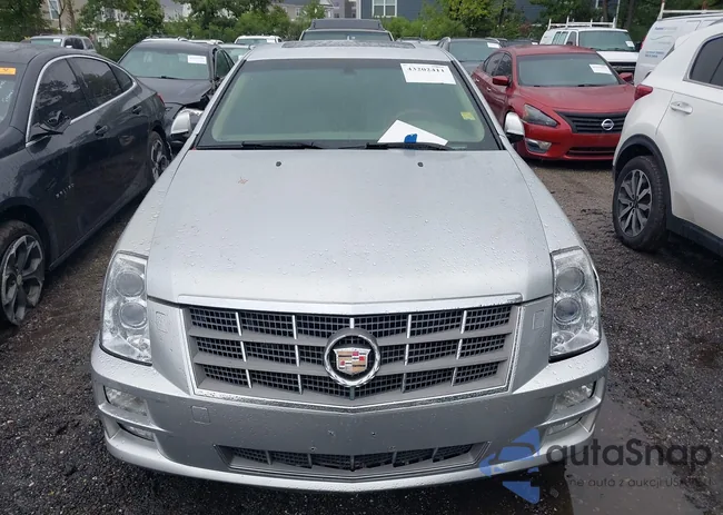 1G6DW6ED5B0104083: 43202411