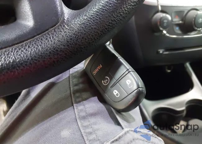 3C4PDCBG7DT634378: 43202463