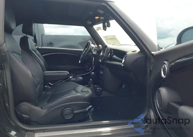 WMWZP3C52BTX82540: 43202474