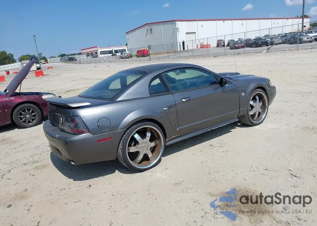 1FAFP42X8XF145100: 43202488