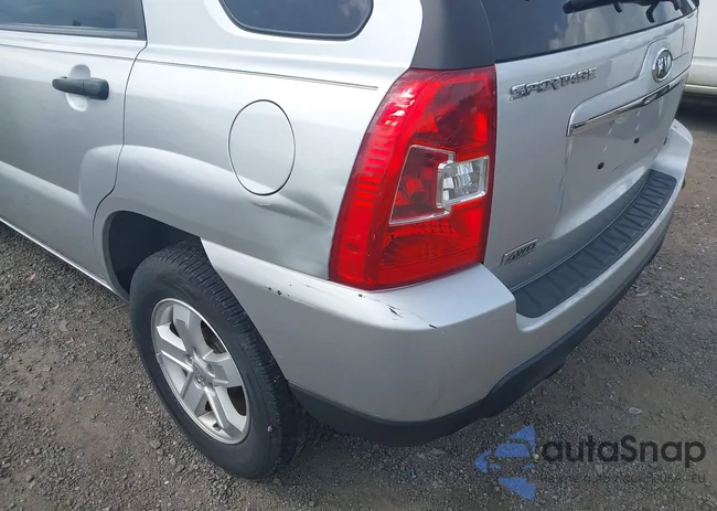 KNDKGCA38A7710898: 43202517