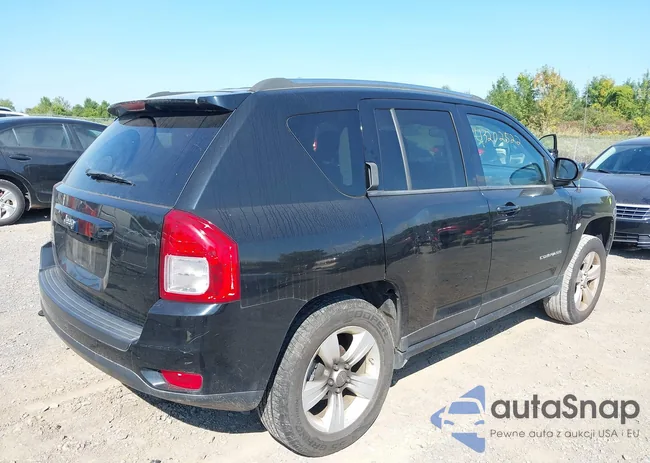 1C4NJDBBXCD541823: 43202522