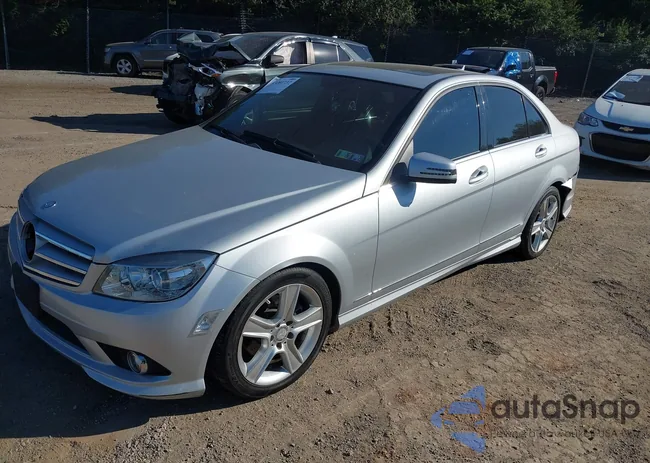 WDDGF8BB7AR112940: 43201737