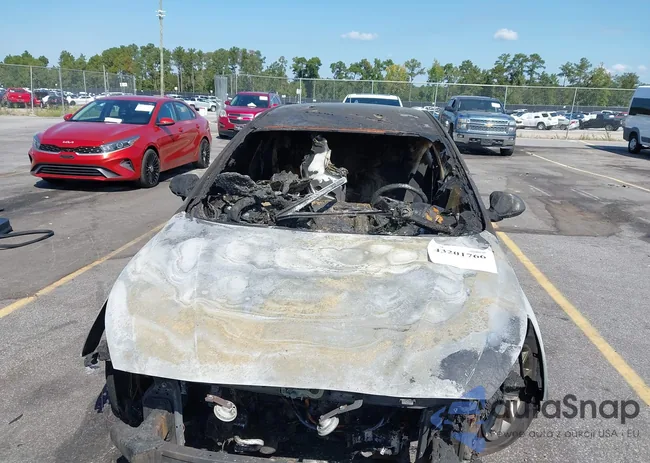 5NPE24AF8JH613482: 43201766